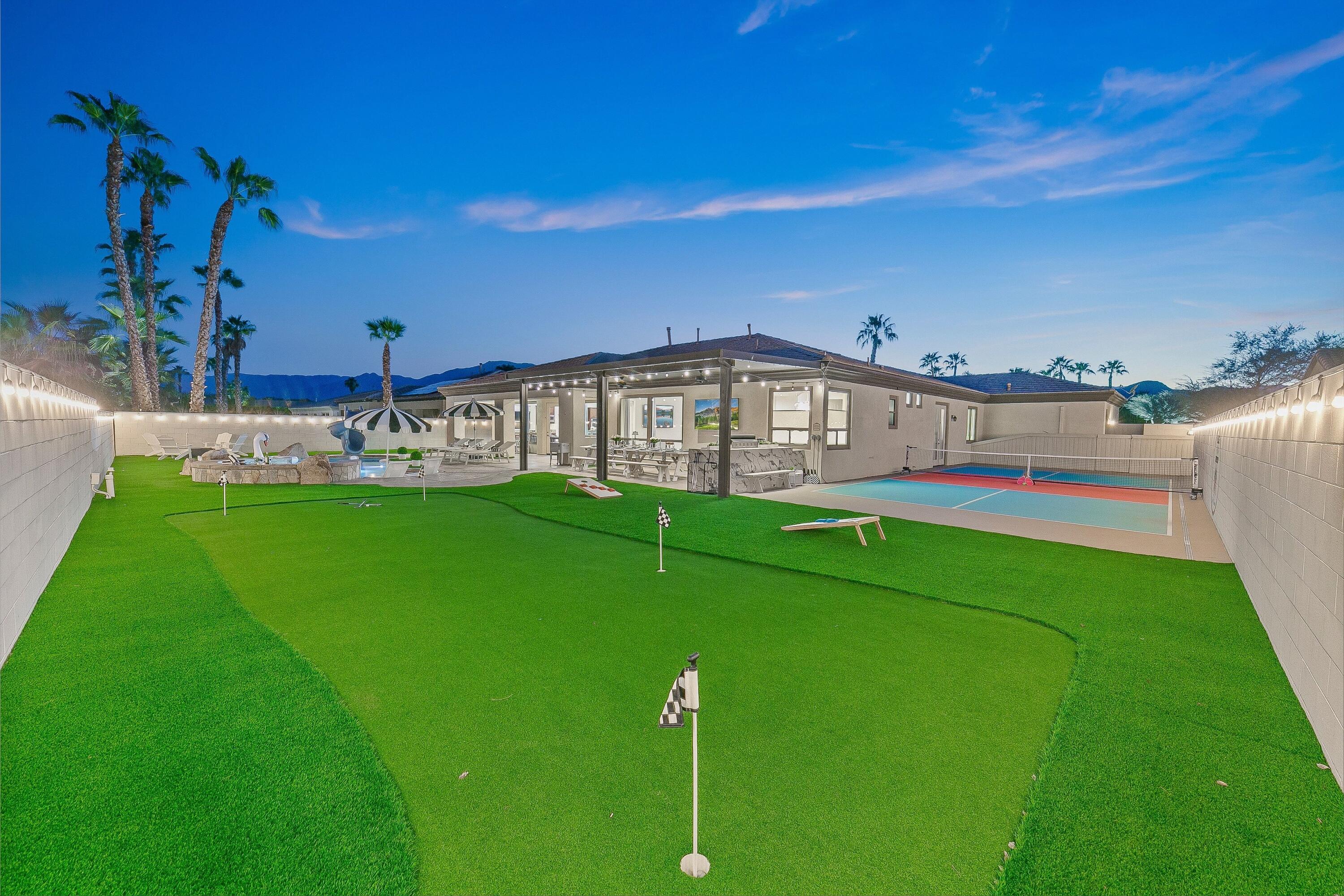 48678 Cascade Street Indio, CA 92201 - Photo 9 of 78 010_34_green_full_135