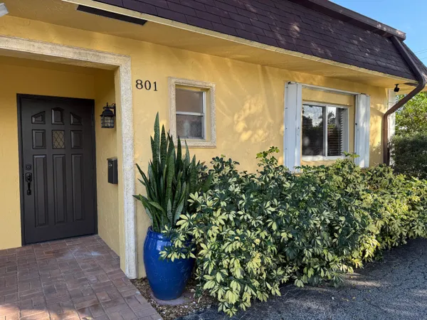 $2,600 | 801 Northeast 2nd Avenue, Delray Beach, FL 33444