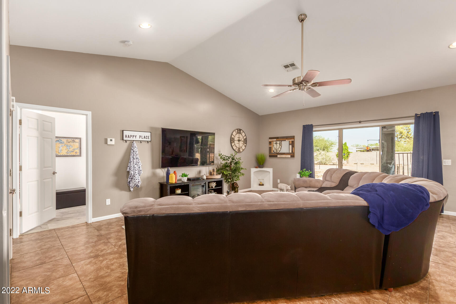 13407 South Tuthill Road Buckeye, AZ 85326 - Photo 10 of 48 0012-11-Tuthill