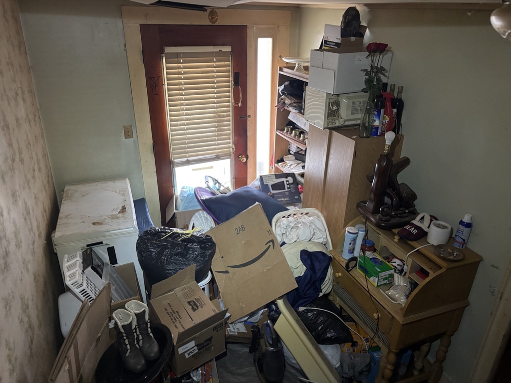 79 Pleasant Street Ware, MA 01082 - Photo 5 of 15