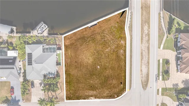 $525,000 | 2503 Southwest 41st Street, Cape Coral, FL 33914