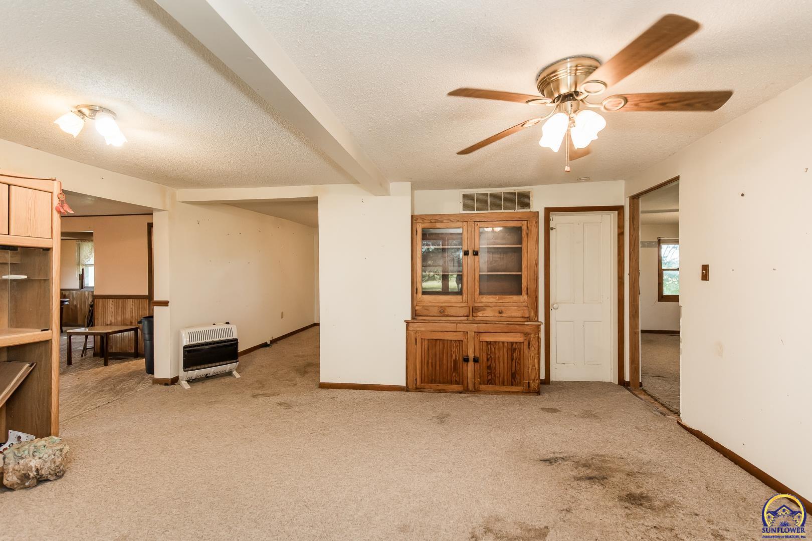 12140 Miller Road Harveyville, KS 66431 - Photo 32 of 99