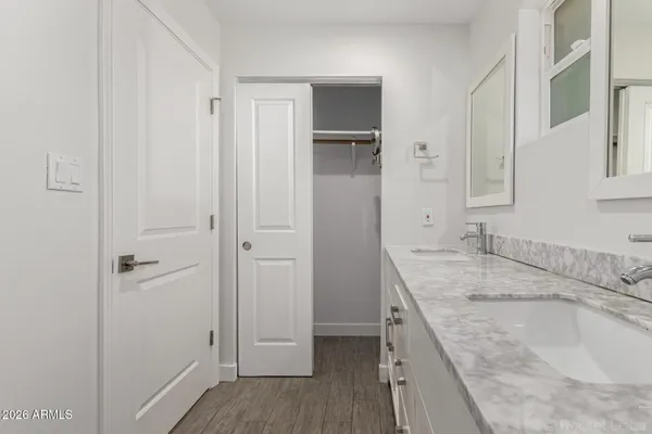 $579,000 | 3930 East Oak Street, Phoenix, AZ 85008