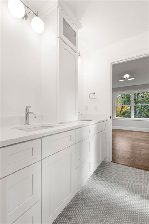 201 Lowell Road Wellesley, MA 02481 - Photo 12 of 41