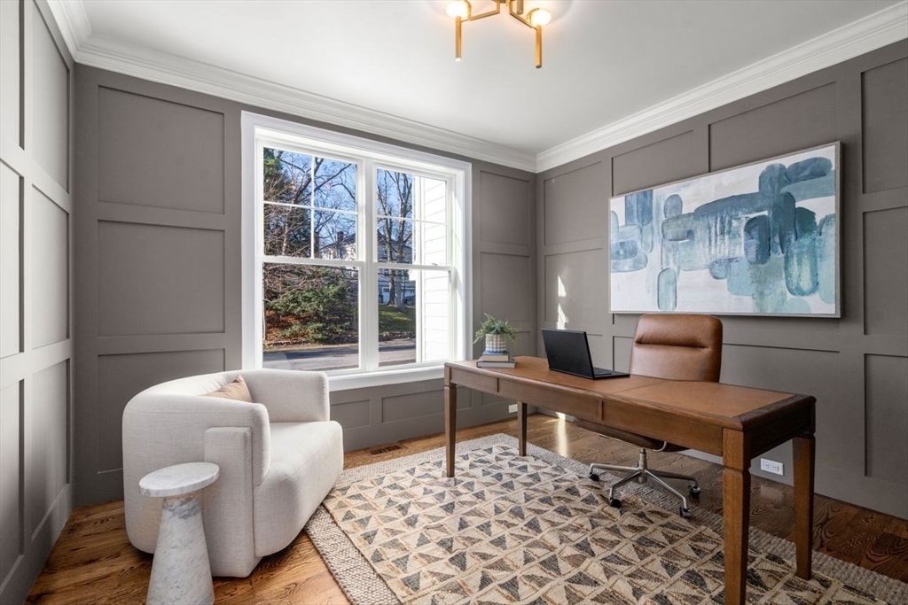 201 Lowell Road Wellesley, MA 02481 - Photo 15 of 42