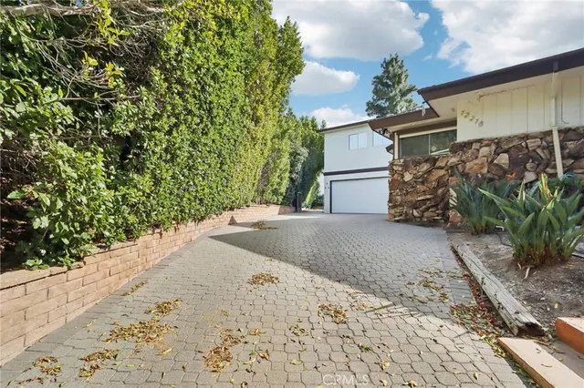 $1,695,000 | 12218 Sarazen Place, Granada Hills, CA 91344