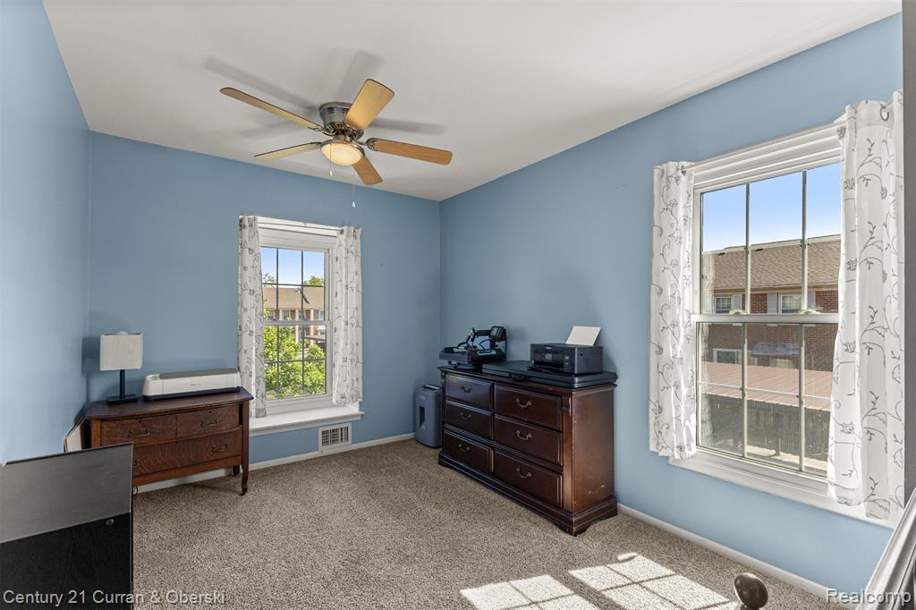 31083 Hoover Road, Unit 12 Warren, MI 48093 - Photo 18 of 39