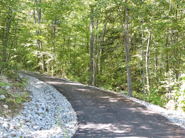 $1,499,999 | 7 Juniper Circle, Bridgton, ME 04009