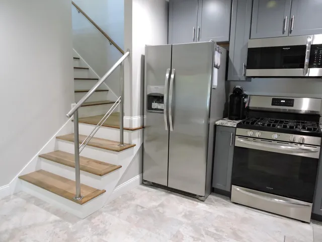 $1,499,999 | 7 Juniper Circle, Bridgton, ME 04009