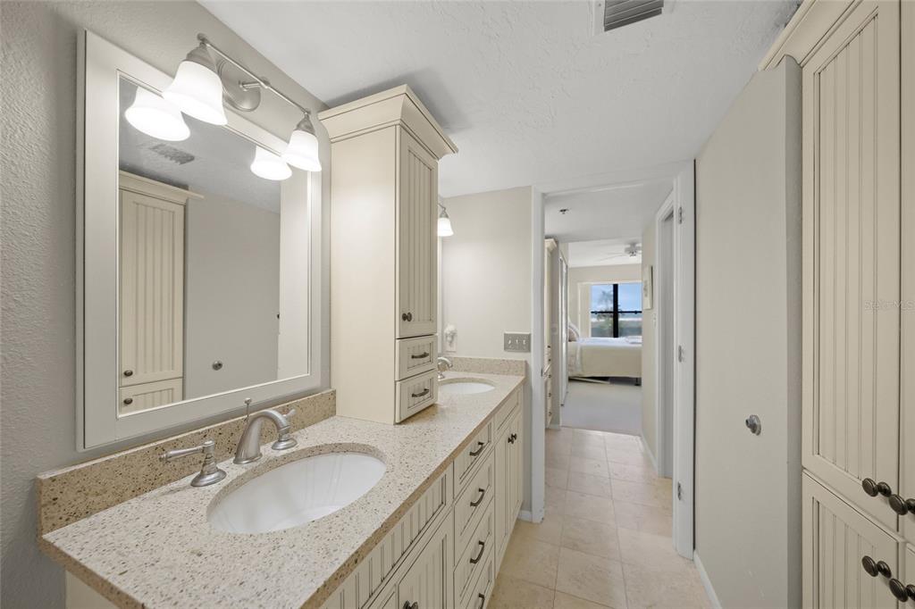5740 Midnight Pass Road, Unit 104F Sarasota, FL 34242 - Photo 27 of 95 Gallery Image 27