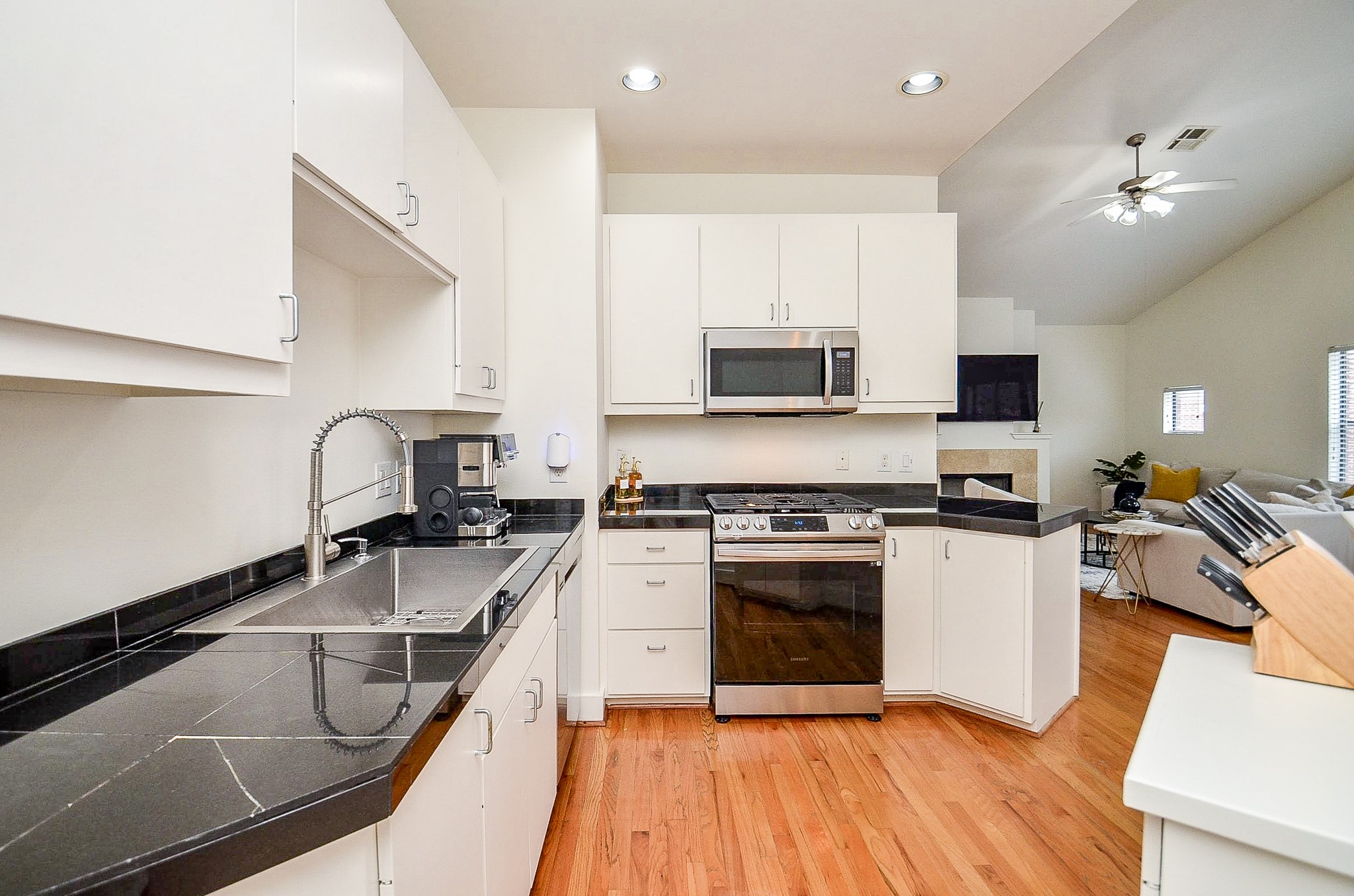 3413 Rolgom Pl Court Houston, TX 77021 - Photo 7 of 20 A view from the kitchen.
