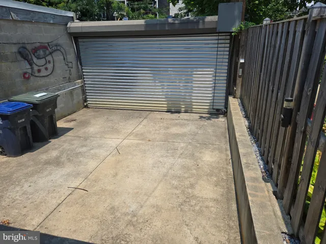 $2,970 | 1278 Neal Street Northeast, Washington, DC 20002