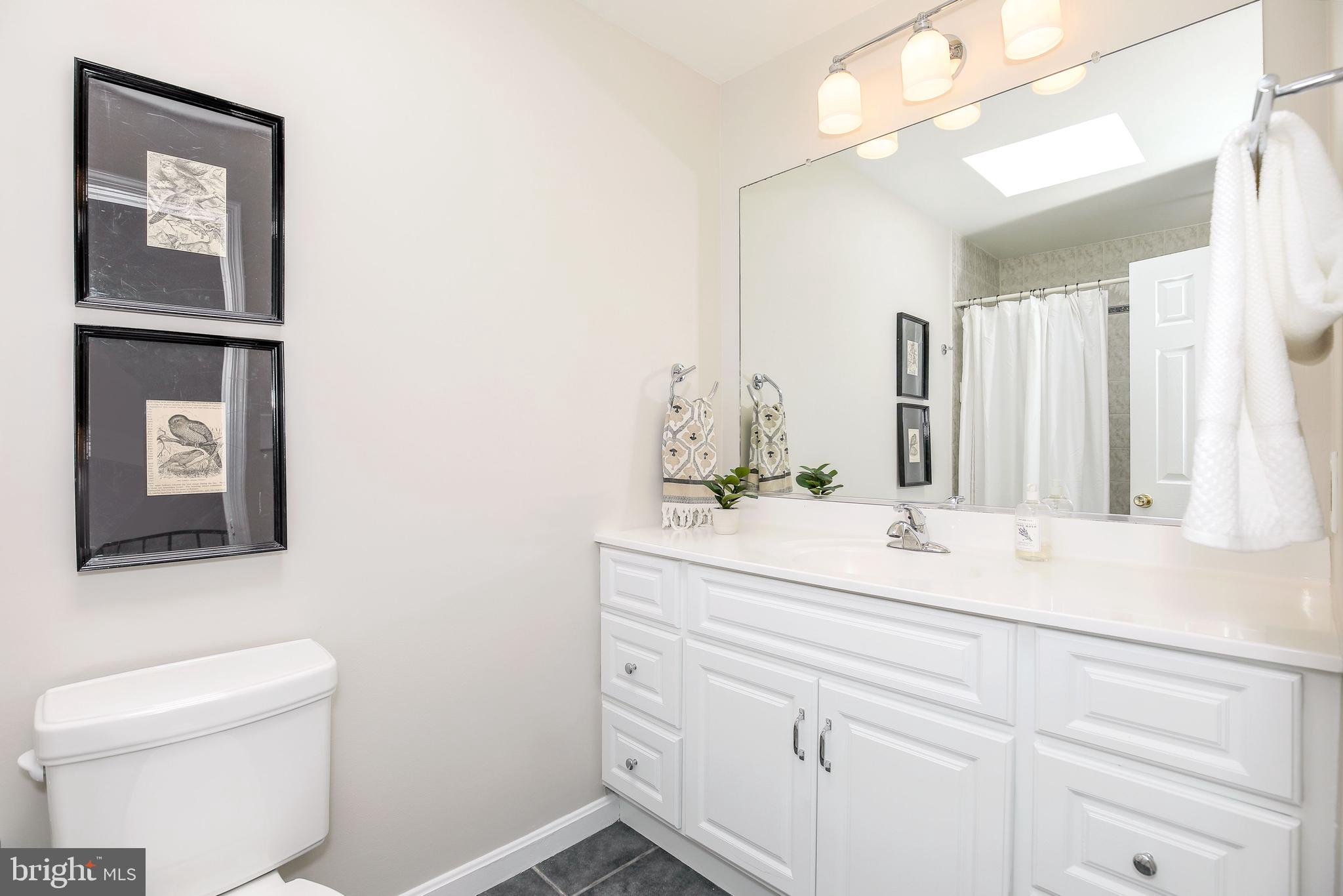 907 12th Street Southeast Washington, DC 20003 - Photo 17 of 24 Full Bath