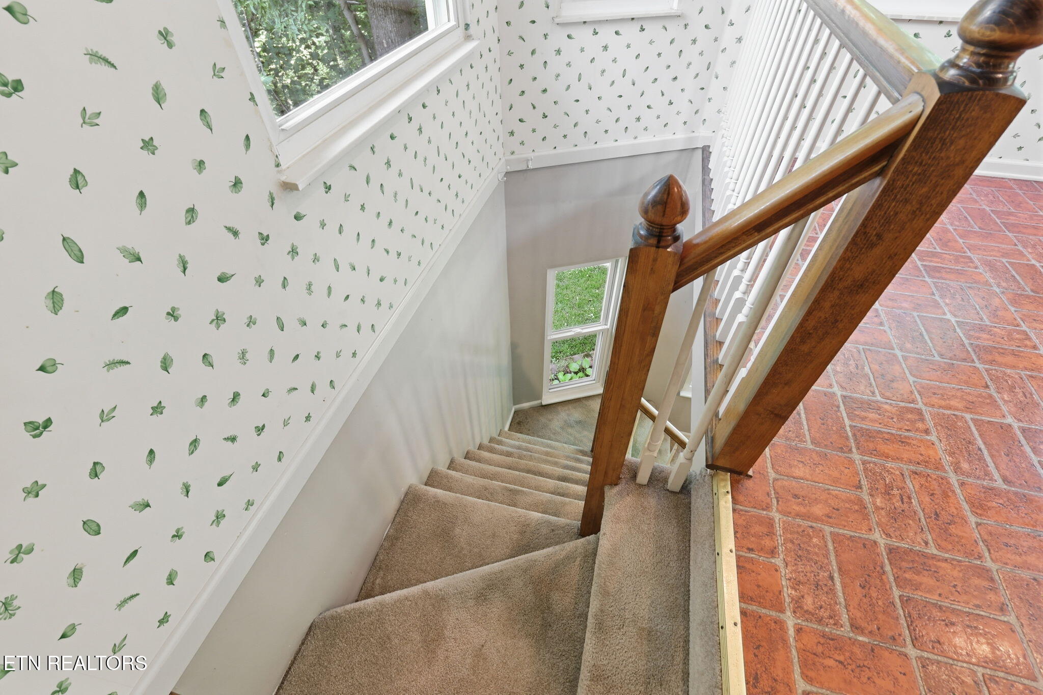 211 Connors Circle Oak Ridge, TN 37830 - Photo 25 of 56 26-web-or-mls-3F1A8807