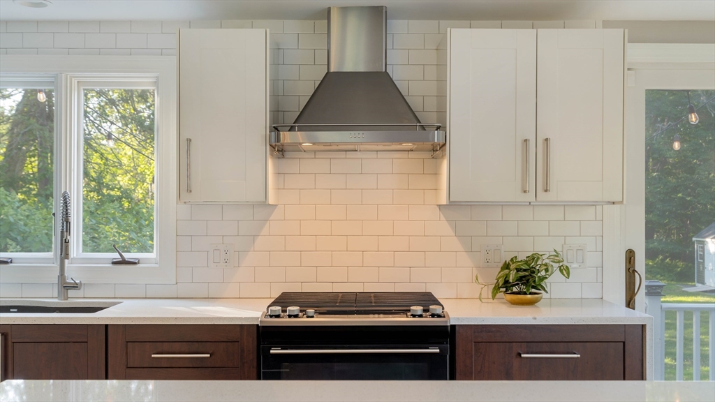 13 Norma Road Bedford, MA 01730 - Photo 17 of 42