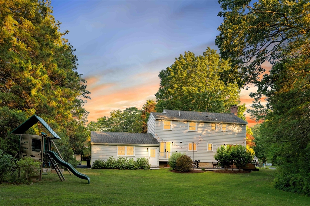 13 Norma Road Bedford, MA 01730 - Photo 4 of 42