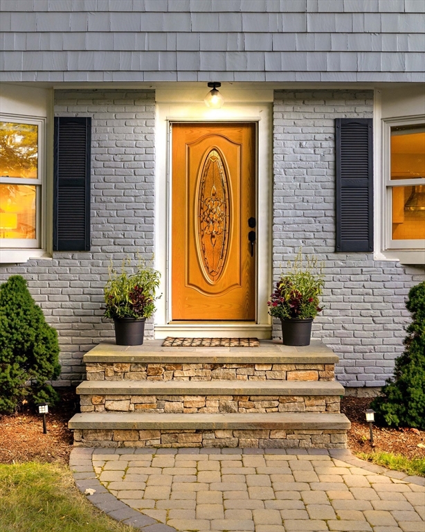 13 Norma Road Bedford, MA 01730 - Photo 5 of 42