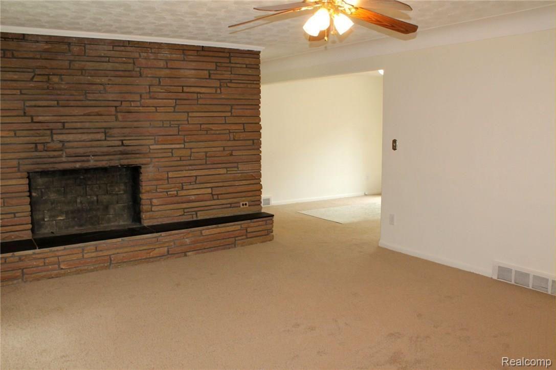 23920 Berg Road Southfield, MI 48033 - Photo 11 of 30 Berg LR to DR.JPG
