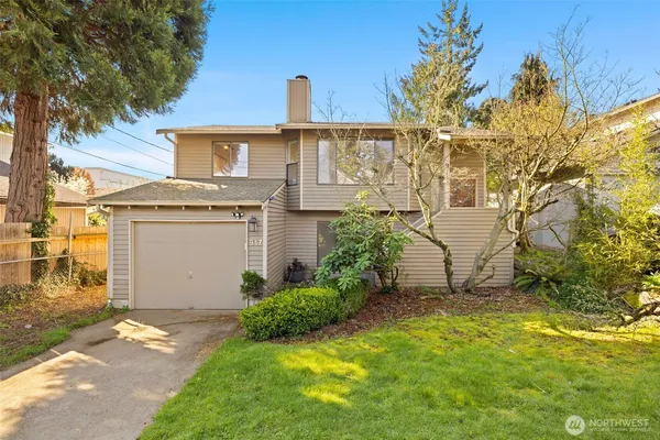 $4,500 | 917 North 100th Street, Seattle, WA 98103