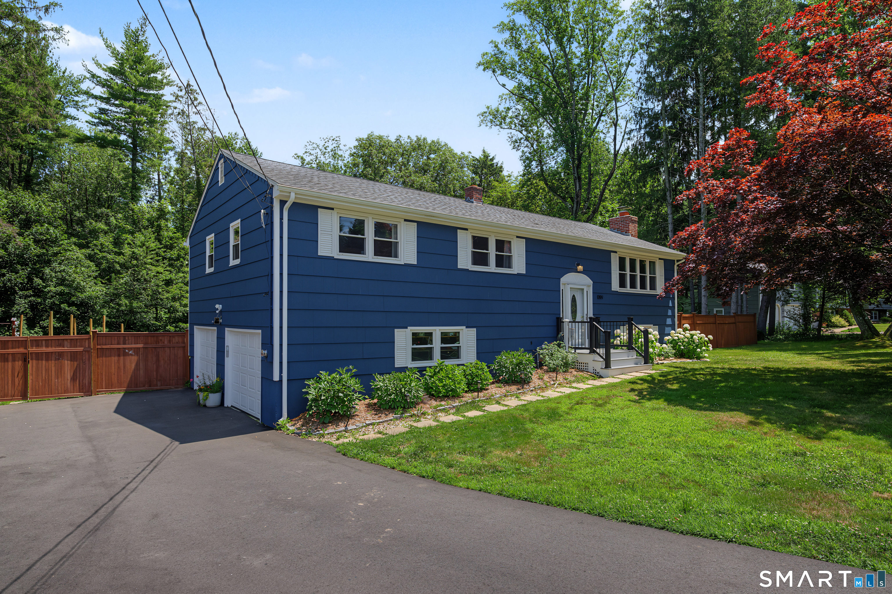 1399 Long Hill Road Guilford, CT 06437 - Photo 2 of 32