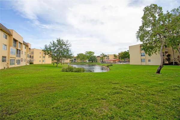 $1,500 | 6020 Northwest 64th Avenue, Unit 108, Tamarac, FL 33319