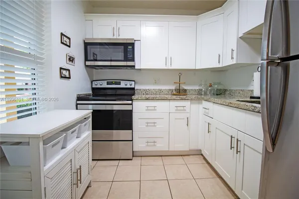 $1,500 | 6020 Northwest 64th Avenue, Unit 108, Tamarac, FL 33319