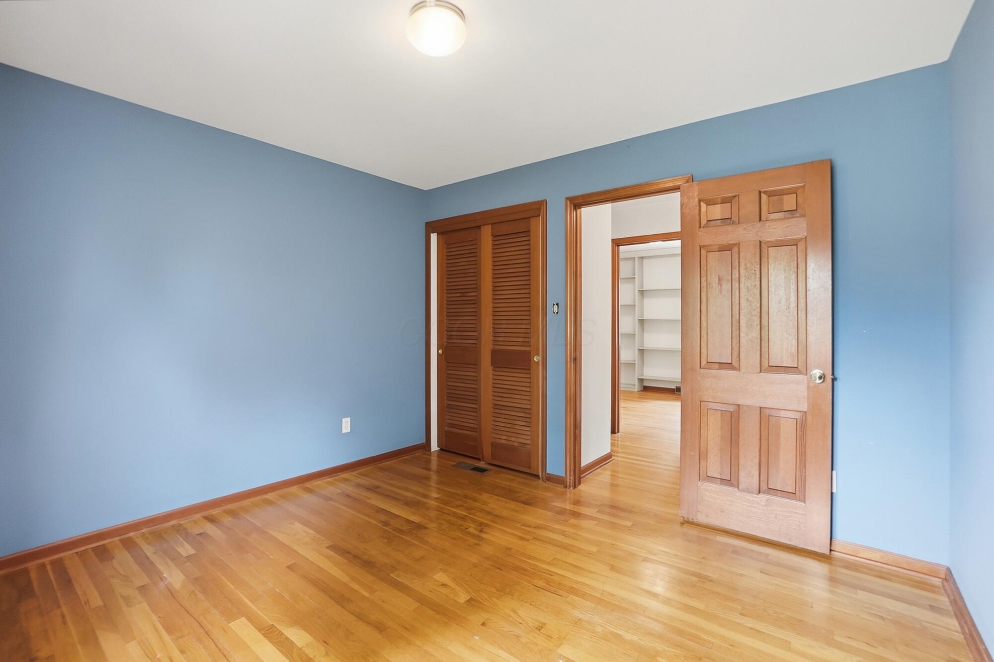6011 Sedgwick Road Columbus, OH 43235 - Photo 37 of 52 044
