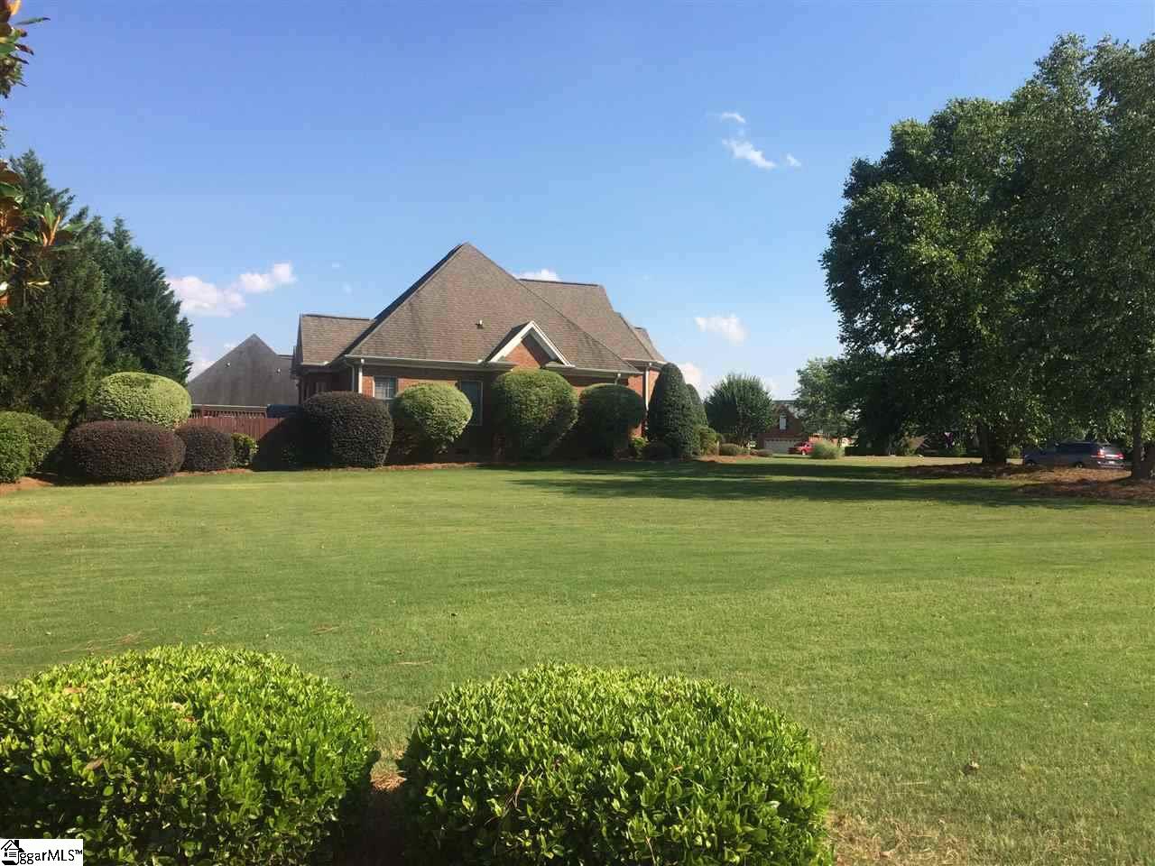 511 Blackstone Drive Inman, SC 29349 - Photo 2 of 23 Gallery Image 2