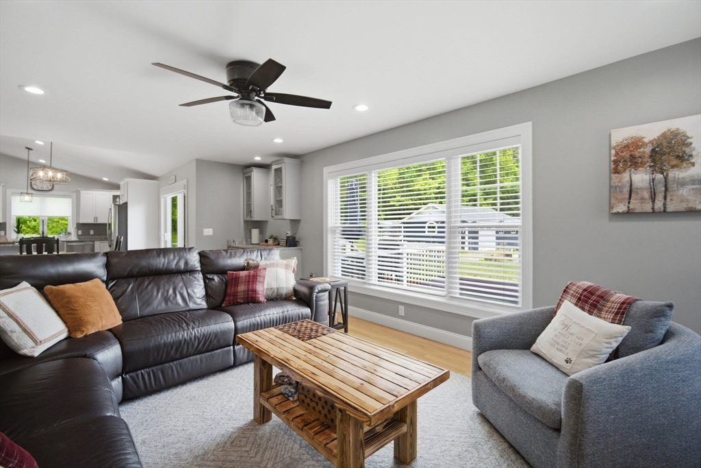 75 Kendall Street Granby, MA 01033 - Photo 18 of 40