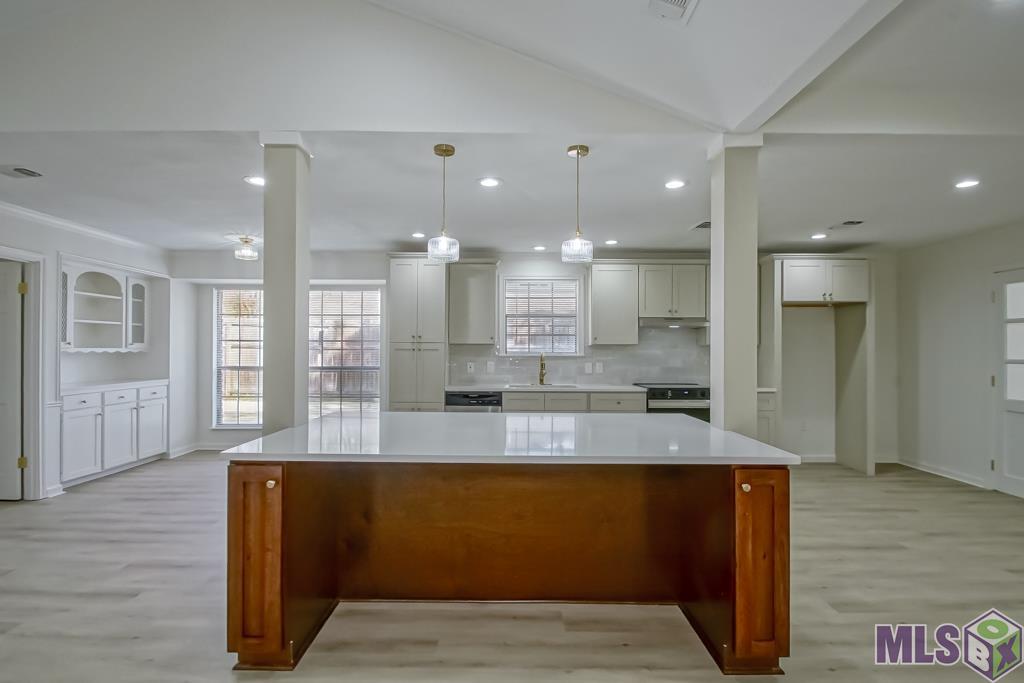 3910 Pine Park Drive Baton Rouge, LA 70809 - Photo 9 of 42