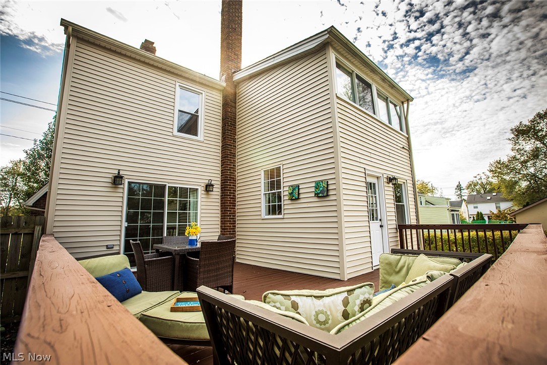 5103 Spencer Road Cleveland, OH 44124 - Photo 6 of 31