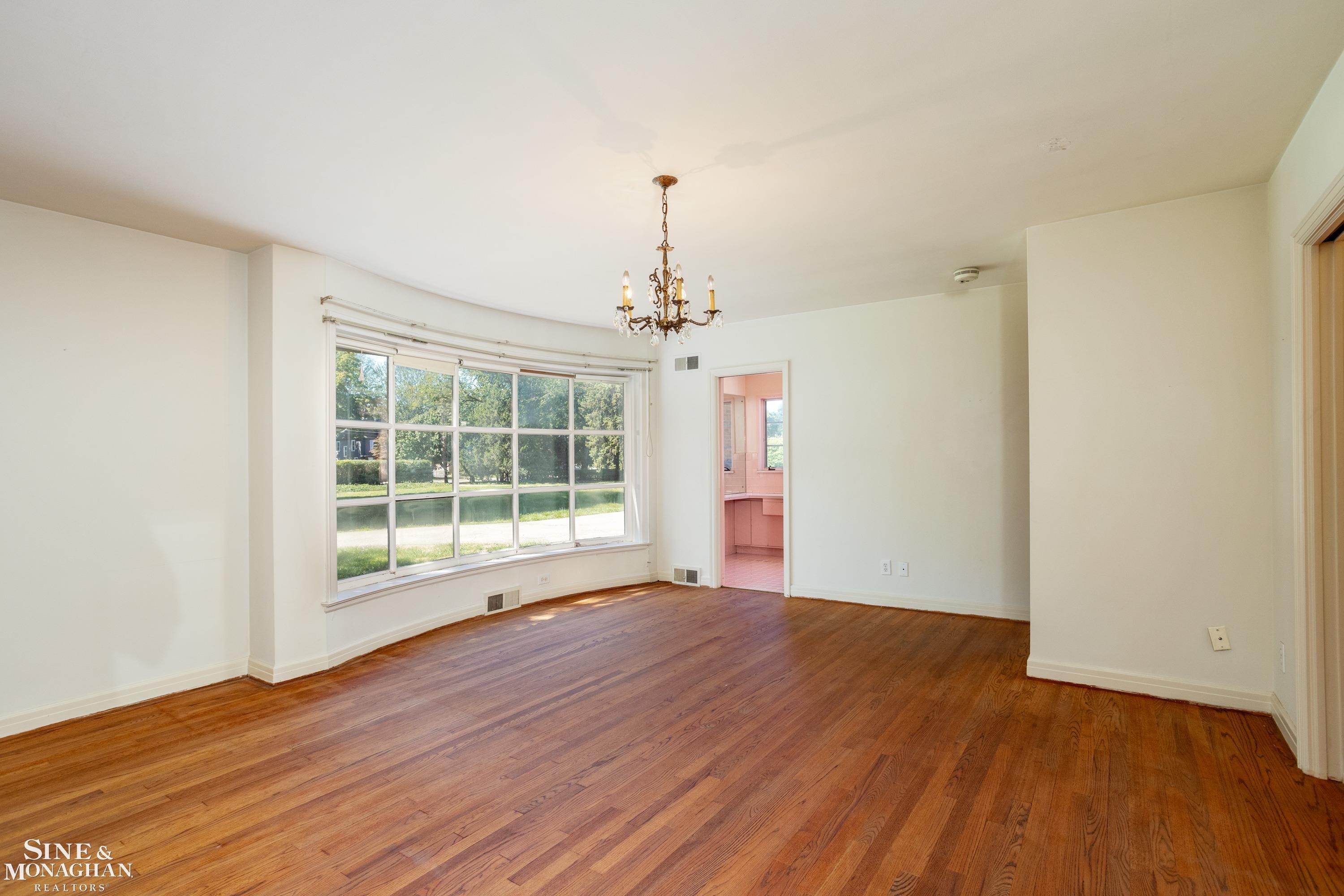 300 Moross Road Grosse Pointe Farms, MI 48236 - Photo 17 of 34