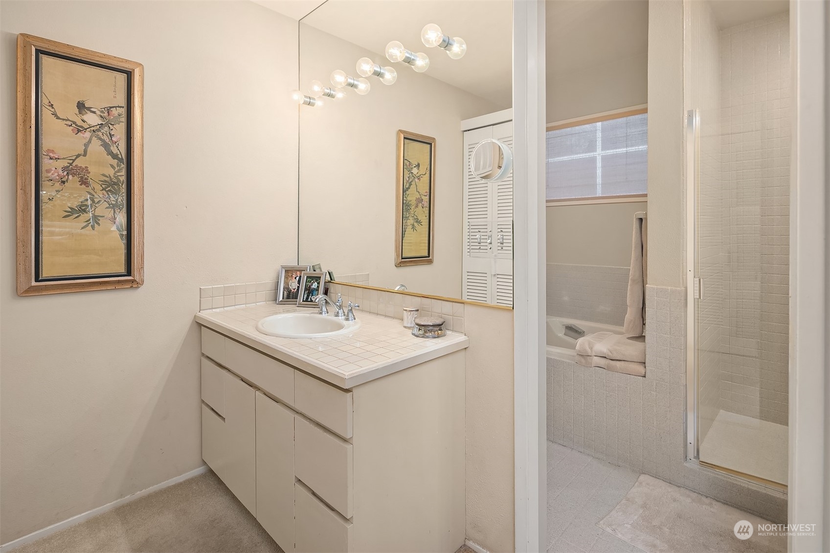 8560 Sand Point Way Northeast Seattle, WA 98115 - Photo 14 of 24 Gallery Image 14