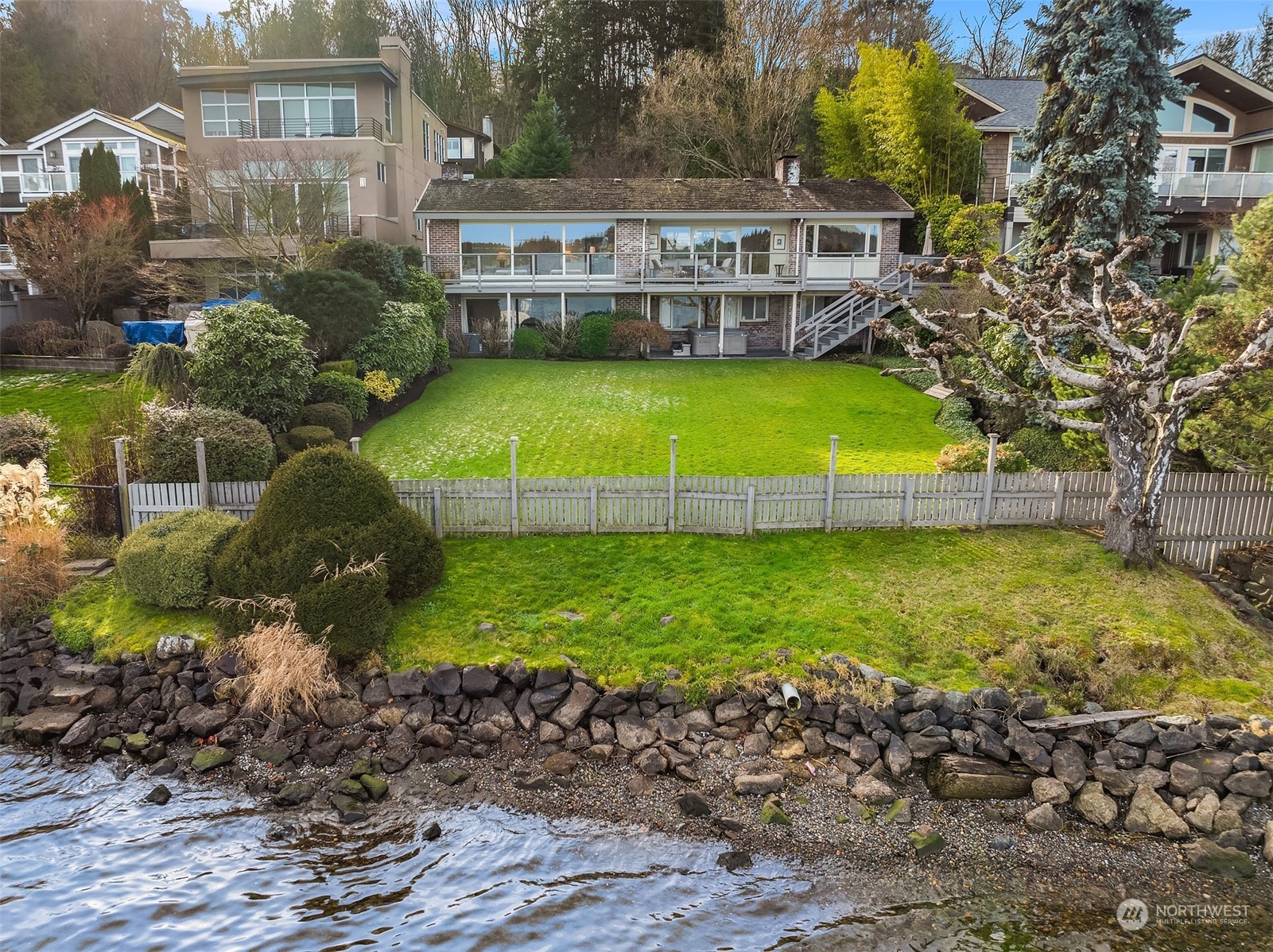 8560 Sand Point Way Northeast Seattle, WA 98115 - Photo 2 of 24 Gallery Image 2