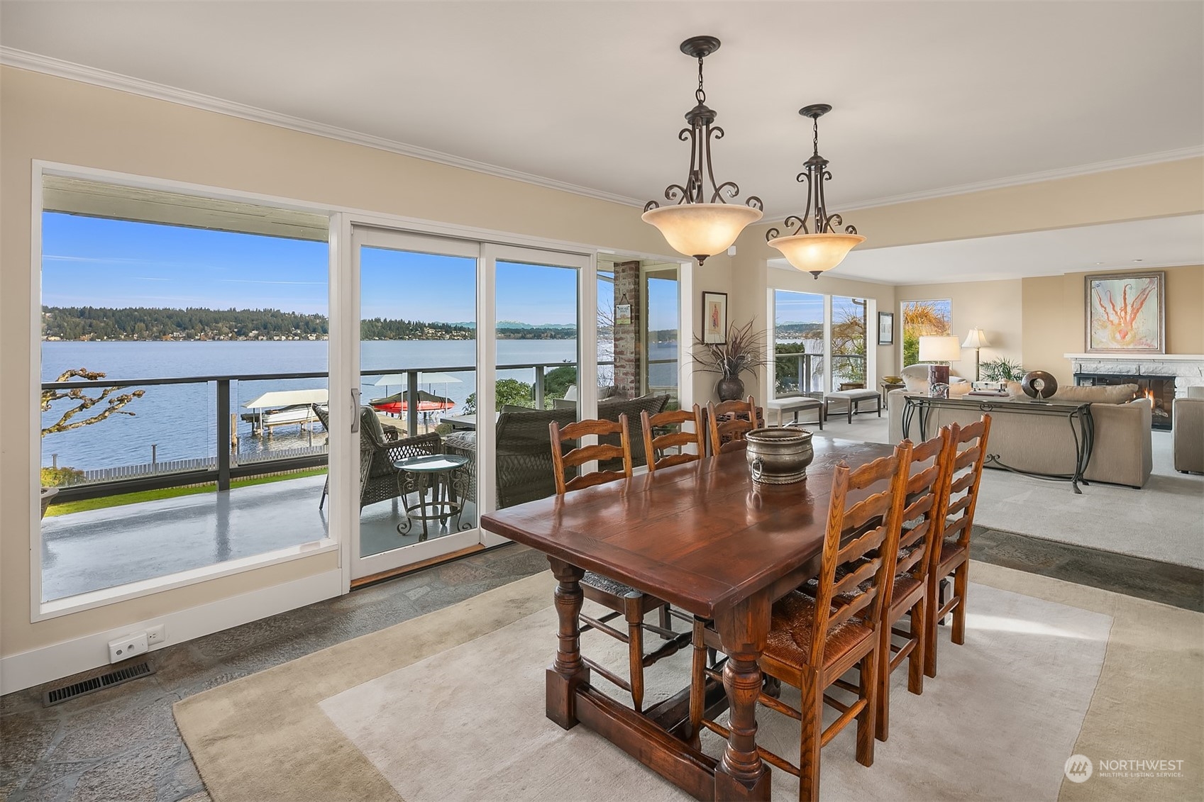 8560 Sand Point Way Northeast Seattle, WA 98115 - Photo 7 of 24 Gallery Image 7
