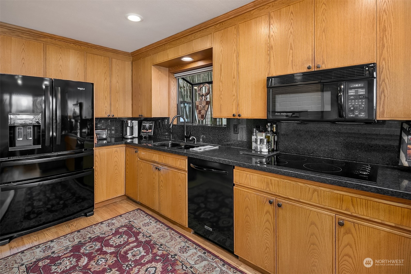8560 Sand Point Way Northeast Seattle, WA 98115 - Photo 9 of 24 Gallery Image 9