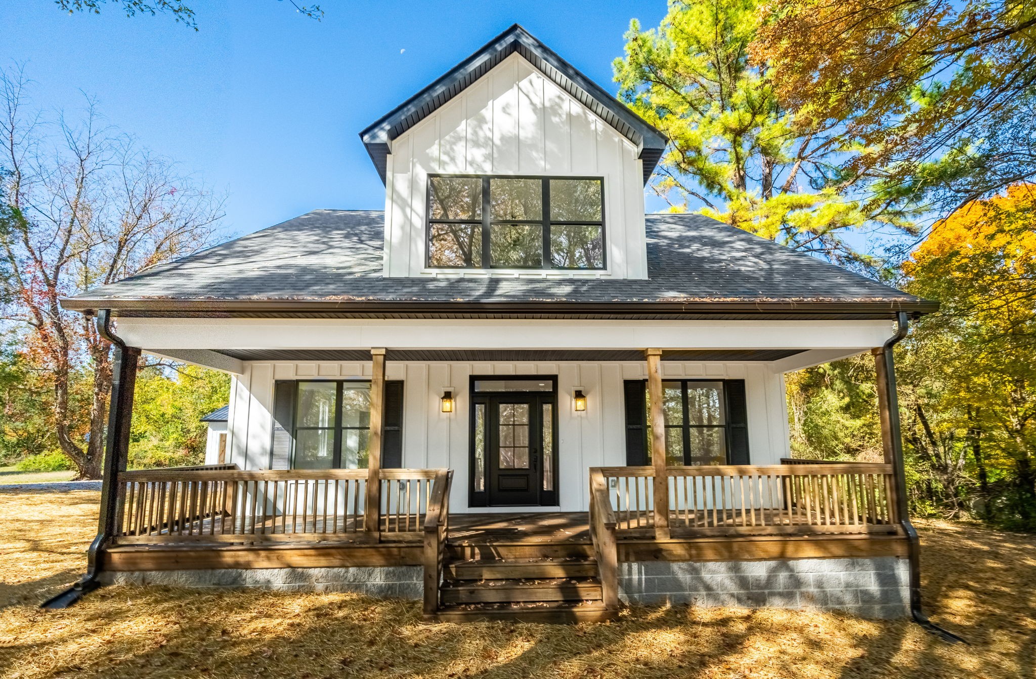 8104 Cedar Grove Road Cross Plains, TN 37049 - Photo 6 of 50 a front view of a house with a porch