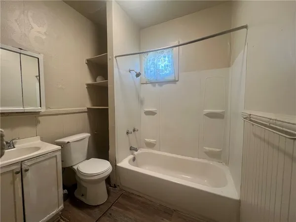 $139,900 | 5 St Jacob Street, Rochester, NY 14621