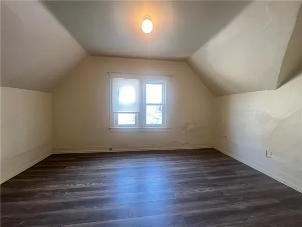 $139,900 | 5 St Jacob Street, Rochester, NY 14621