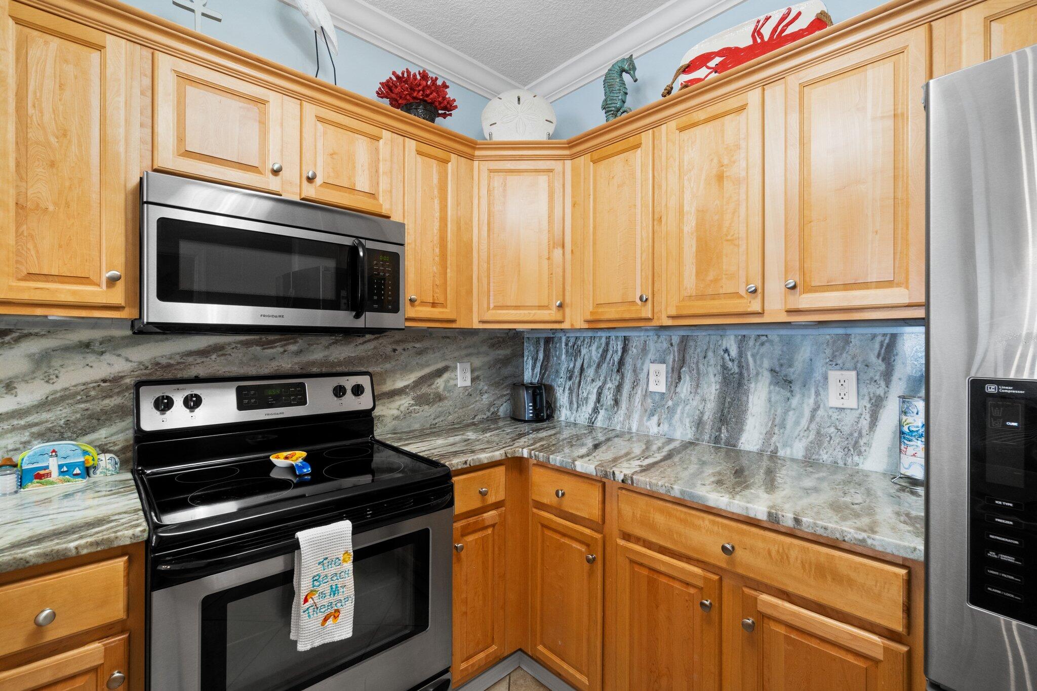 17643 Front Beach Road, Unit 1905 Panama City Beach, FL 32413 - Photo 14 of 51 Fabulous granite and backsplash