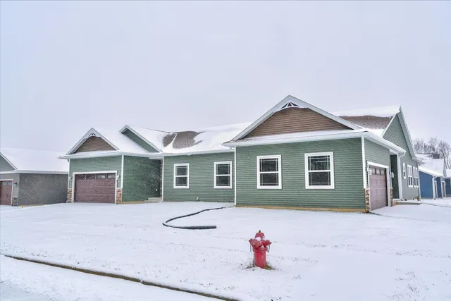 $469,900 | 1429 Ottowynn Terrace, Lodi, WI 53555