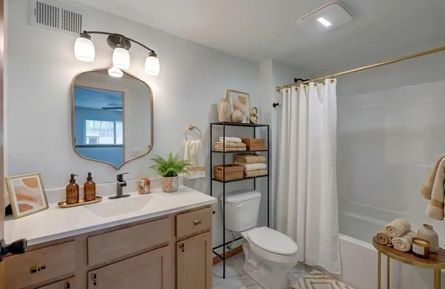 $469,900 | 1429 Ottowynn Terrace, Lodi, WI 53555