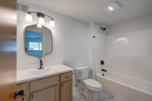 $469,900 | 1429 Ottowynn Terrace, Lodi, WI 53555