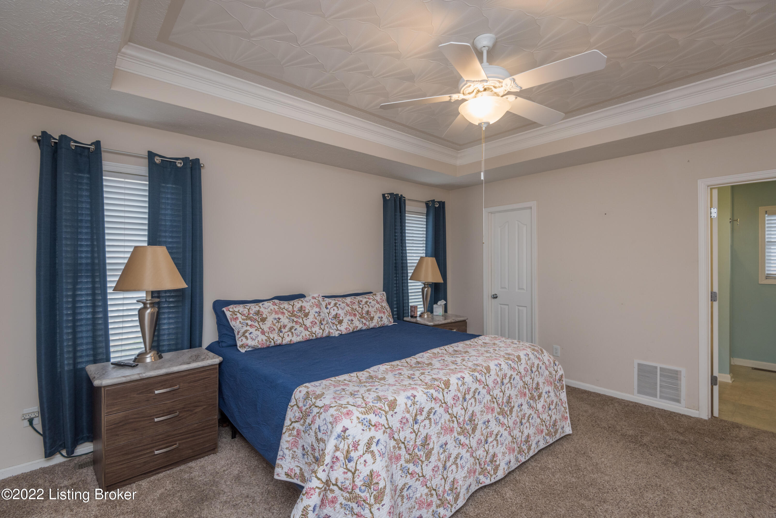 8102 Kellerman Road Louisville, KY 40219 - Photo 13 of 35 003