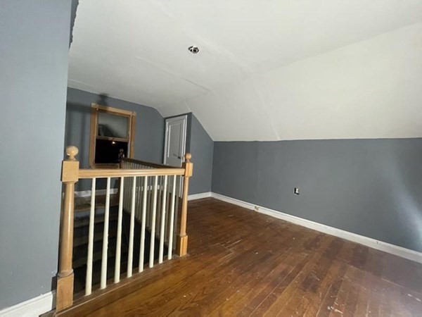 112 Quaker Road Springfield, MA 01118 - Photo 8 of 13