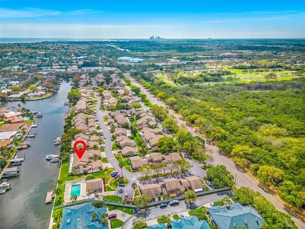 $475,000 | 6747 Cape Hatteras Way Northeast, Unit 3, St. Petersburg, FL 33702