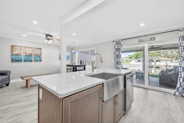 $475,000 | 6747 Cape Hatteras Way Northeast, Unit 3, St. Petersburg, FL 33702