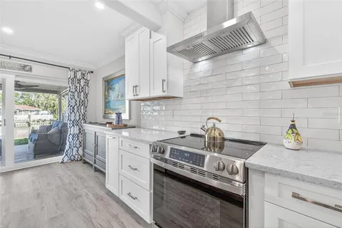 $350,000 | 6747 Cape Hatteras Way Northeast, Unit 3, St. Petersburg, FL 33702