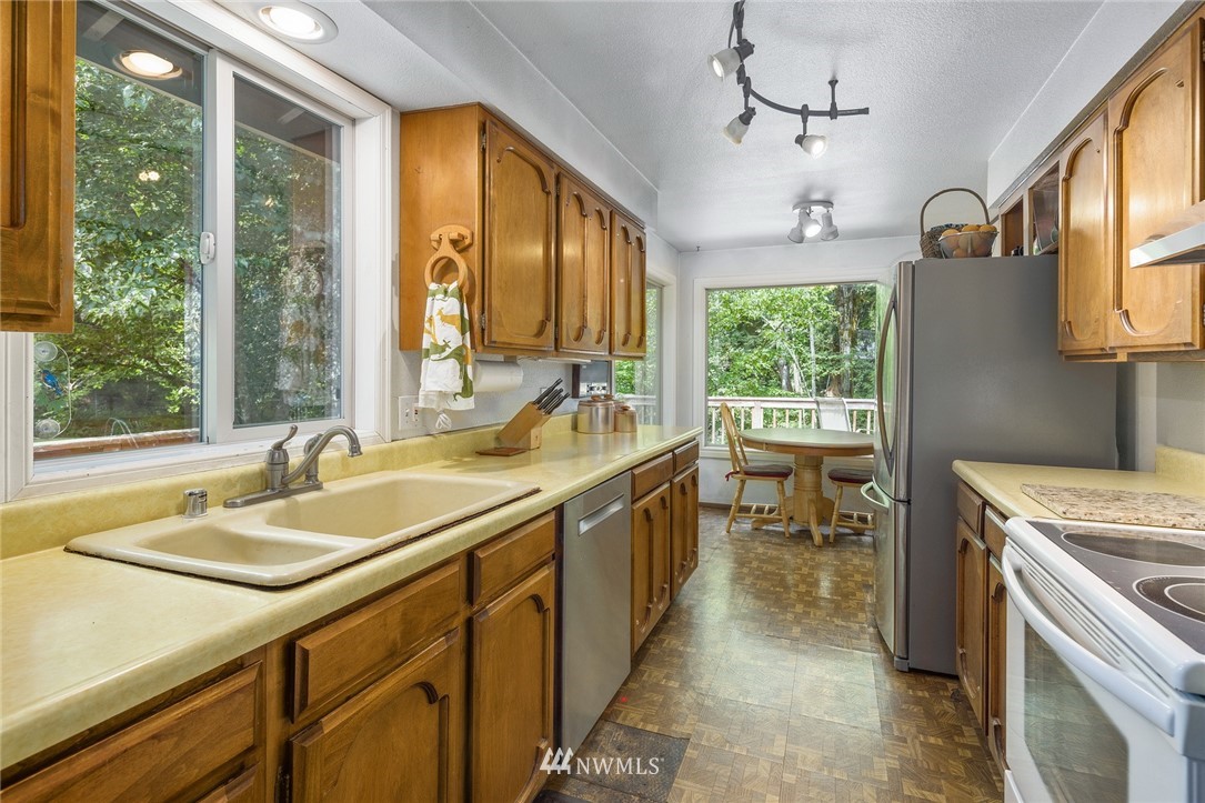 29 Cold Spring Lane Bellingham, WA 98229 - Photo 13 of 40 Gallery Image 13