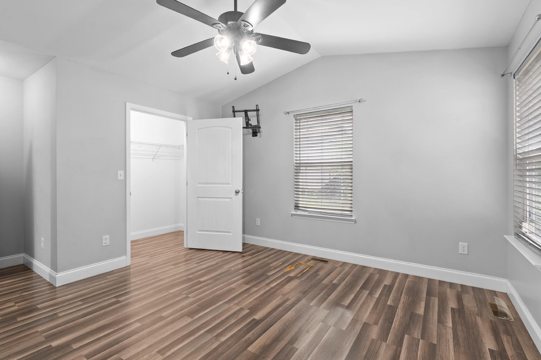 339 Foothills Drive Dayton, TN 37321 - Photo 13 of 31 339 Foothills Dr. 27